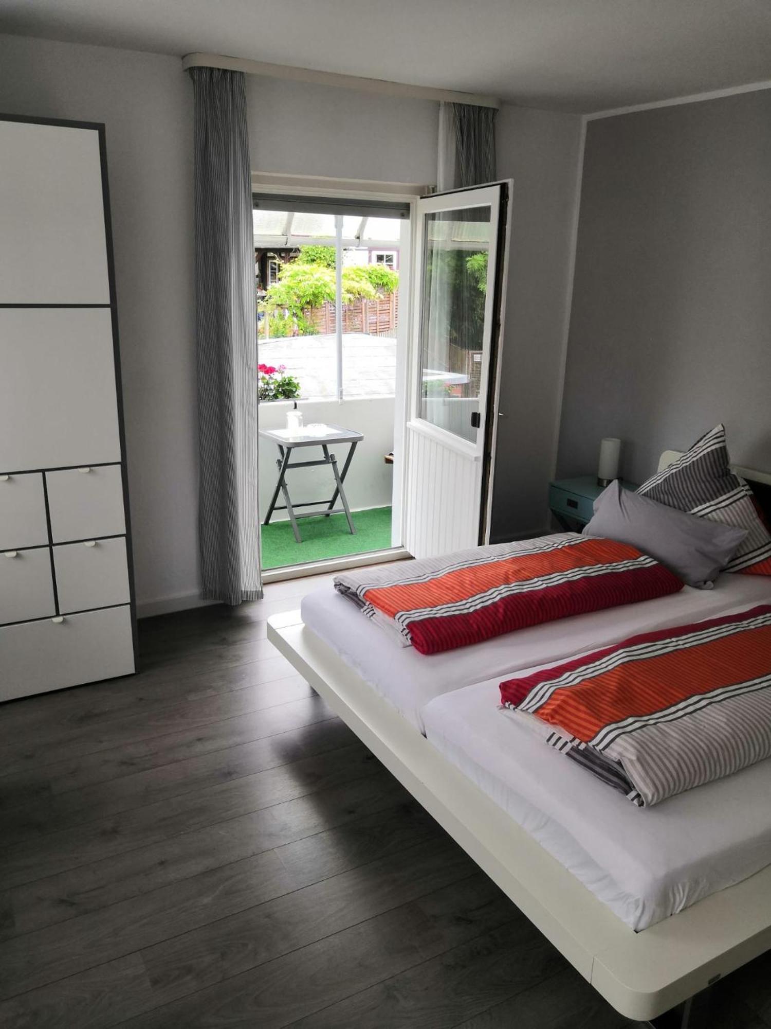 Haus Prante Ferienwohnungen บัดเพอร์ทอนท์ ภายนอก รูปภาพ